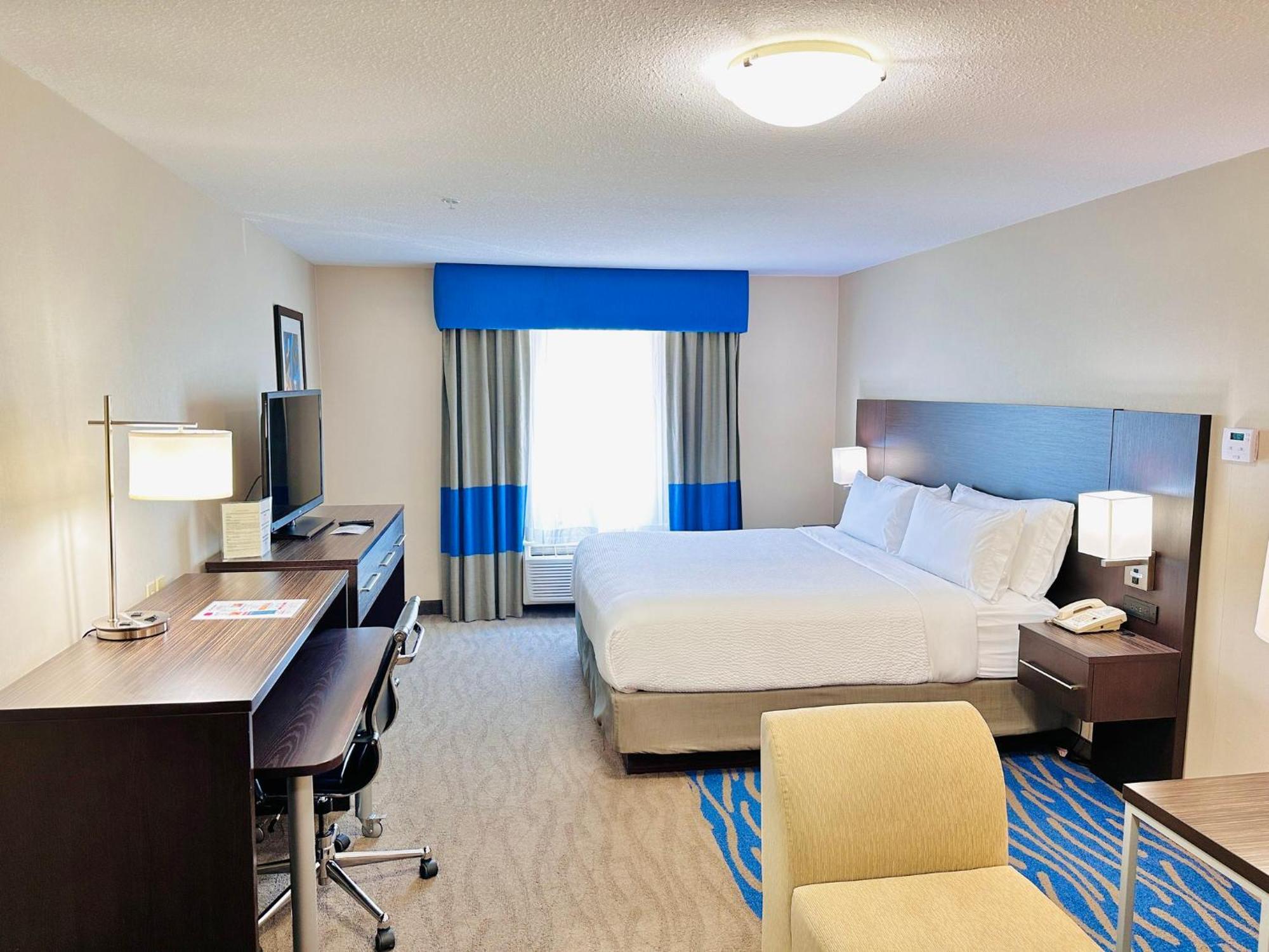 Holiday Inn Hotel & Suites Regina By Ihg Экстерьер фото