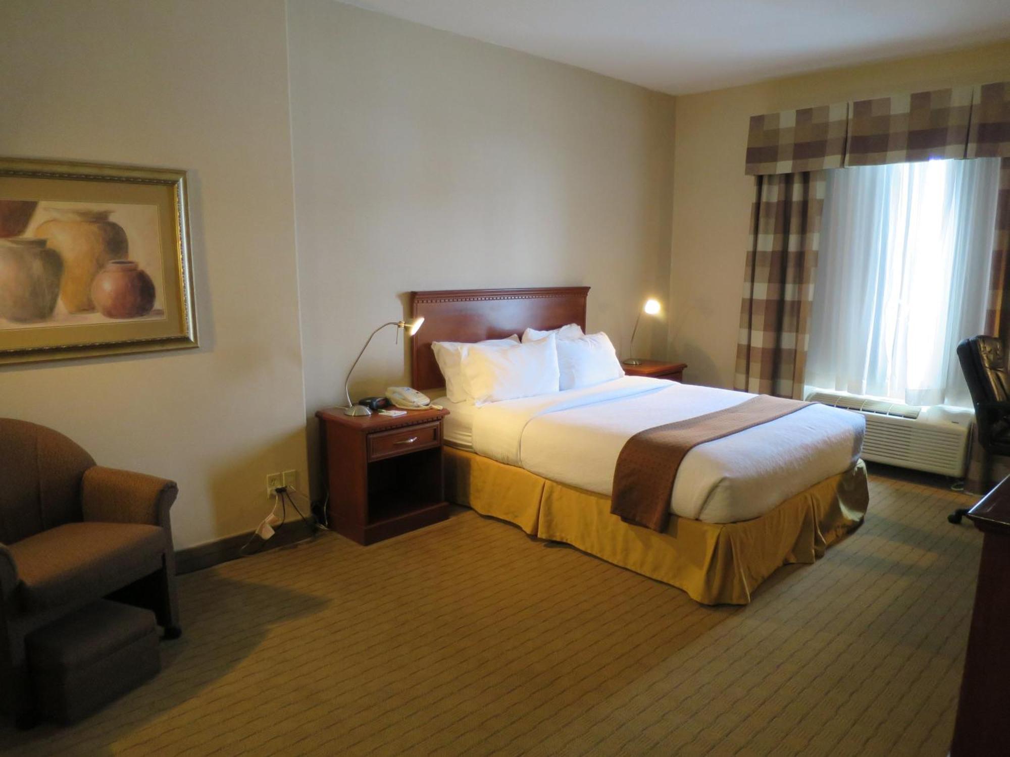 Holiday Inn Hotel & Suites Regina By Ihg Экстерьер фото