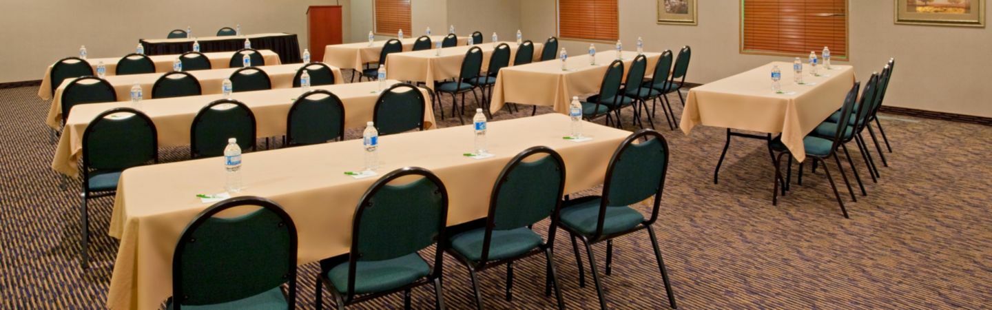 Holiday Inn Hotel & Suites Regina By Ihg Экстерьер фото