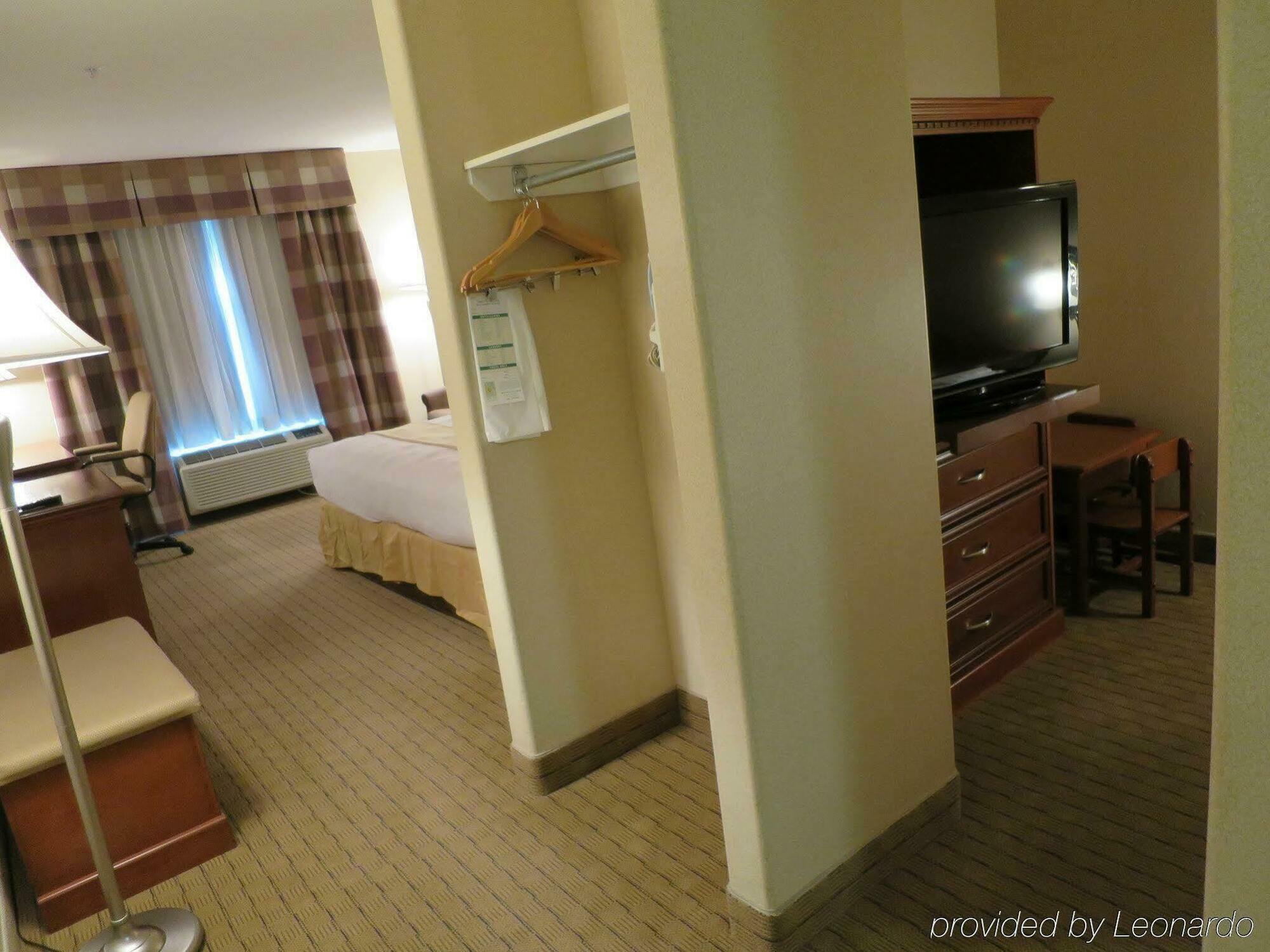 Holiday Inn Hotel & Suites Regina By Ihg Экстерьер фото
